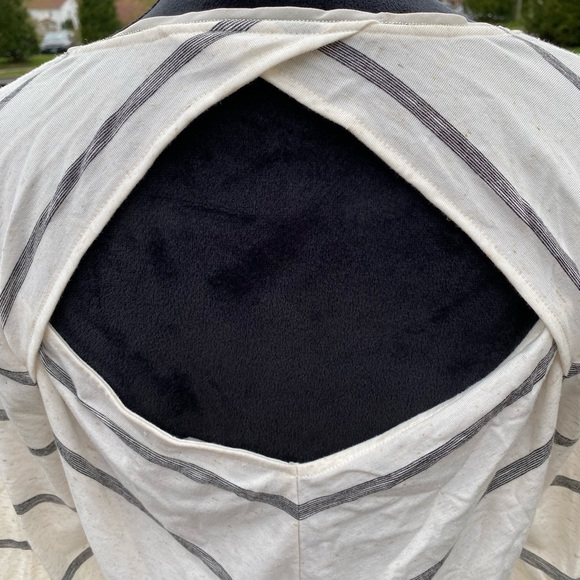 Intricate top by WHBM - Picture 6 of 7